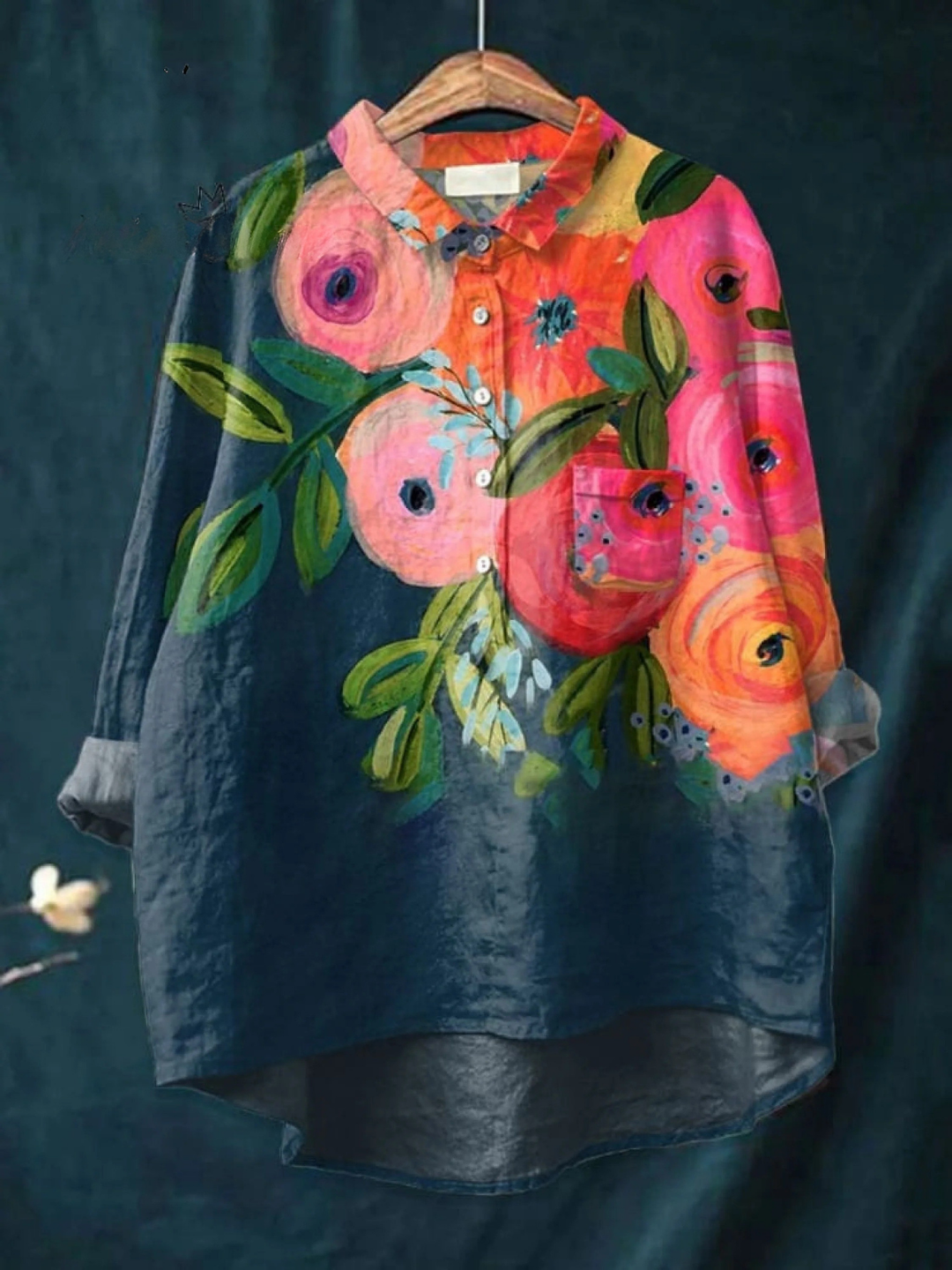 Martha | Leichtes T-Shirt mit kreativem Blumenmuster