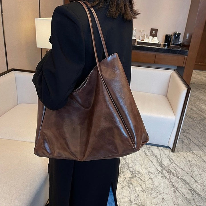 Paula | Shiny Leather Bag