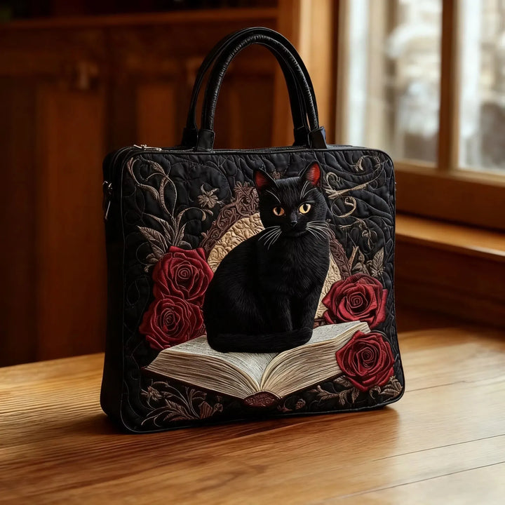 Handgefertigte Stepp-Tasche mit schwarzer Katze auf Bücherdesign
