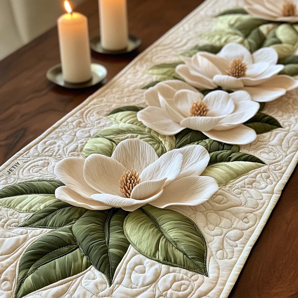 Gestepptes Blumen-Tischläufer - Eleganz für Ihren Tisch