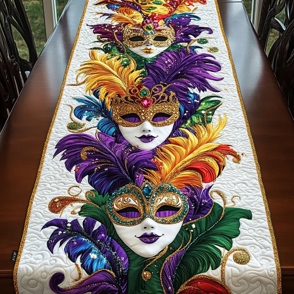 Polsternder Tischläufer mit Karnevals-Masken