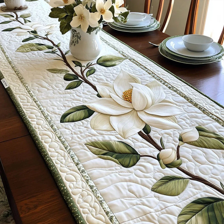 Gestepptes Tischläufer mit rustikalem Magnolienblüten-Design