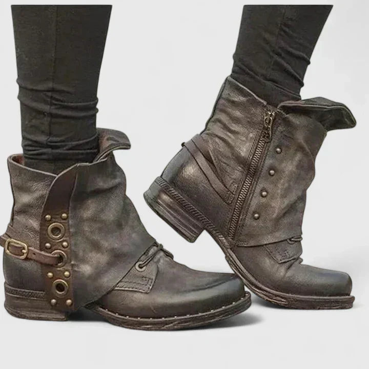 Annegret | Orthopedic Boots