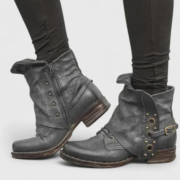 Annegret | Orthopedic Boots