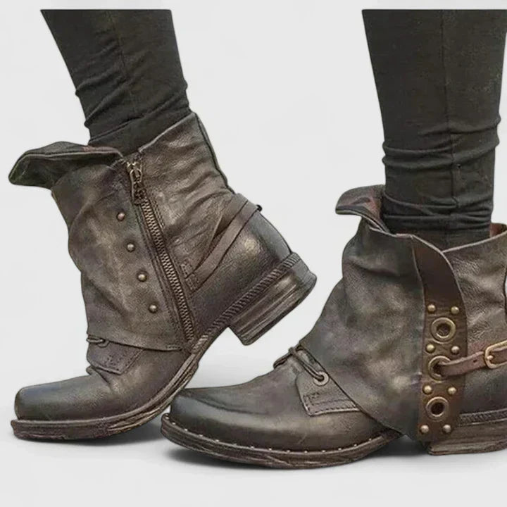 Annegret | Orthopedic Boots