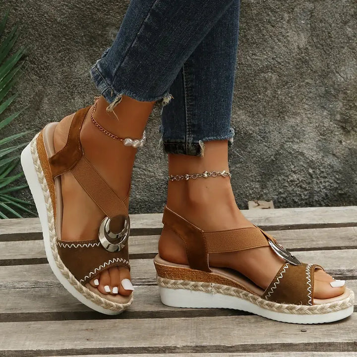 Anna-Jule | Stilvolle Plateau-Sandalen