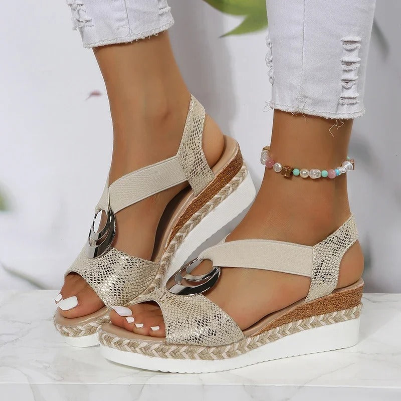 Anna-Jule | Stilvolle Plateau-Sandalen